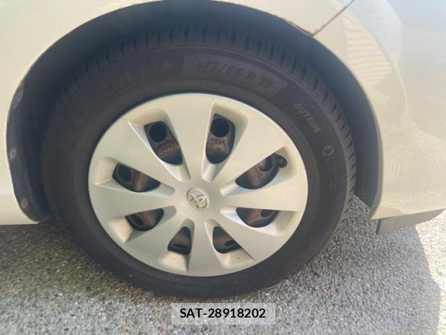 Toyota AQUA 2012-07 7391371-5
