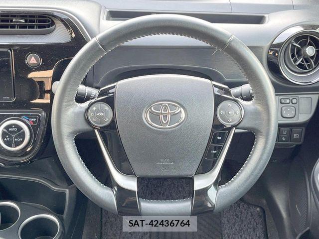 Toyota AQUA 2019-06 7391325-11