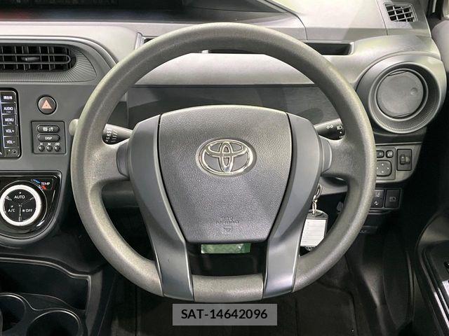 Toyota AQUA 2021-05 7391328-10