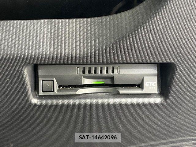 Toyota AQUA 2021-05 7391328-6