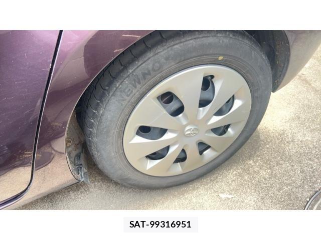 Toyota AQUA 2014-12 7391365-9