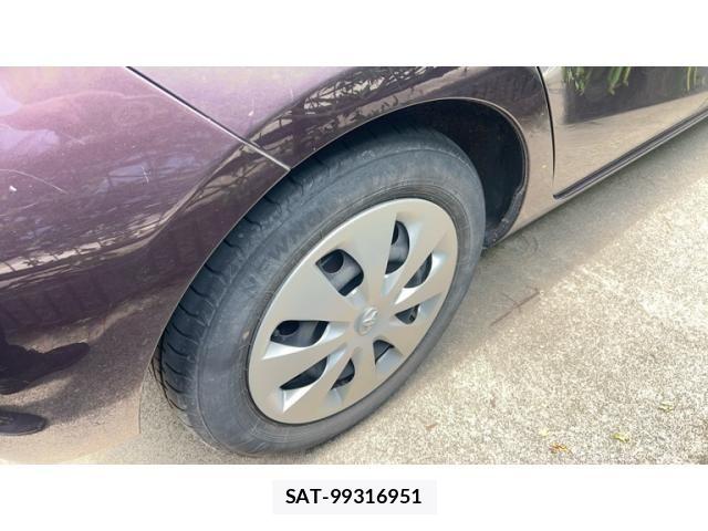 Toyota AQUA 2014-12 7391365-10