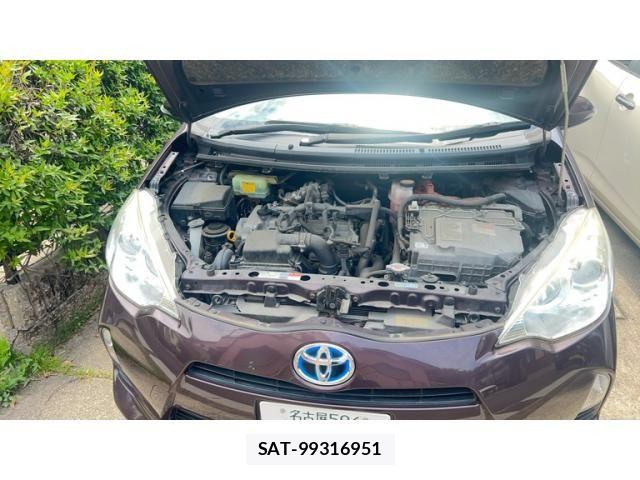 Toyota AQUA 2014-12 7391365-17