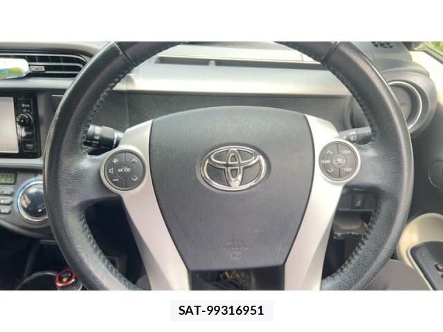 Toyota AQUA 2014-12 7391365-22