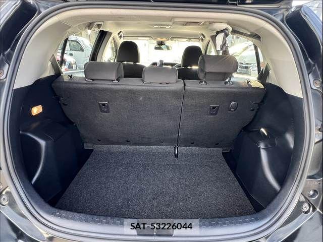 Toyota AQUA 2015-12 7391351-16