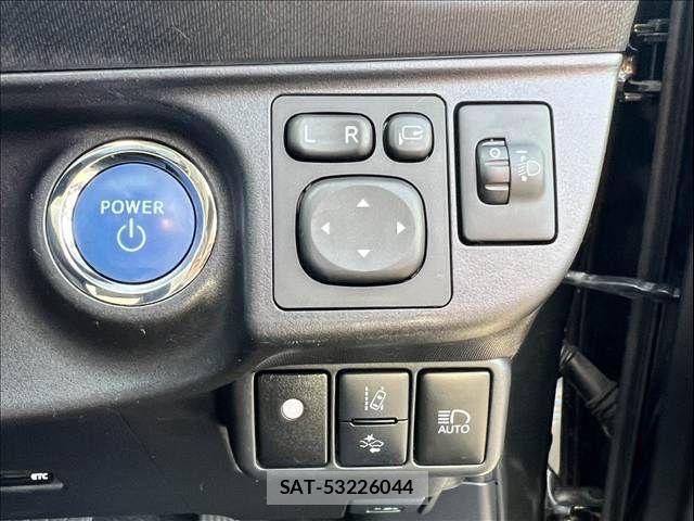 Toyota AQUA 2015-12 7391351-24
