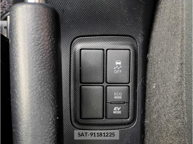 Toyota AQUA 2021-05 7391323-11