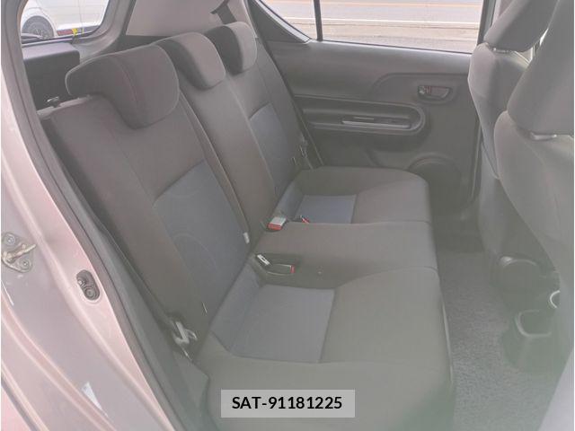 Toyota AQUA 2021-05 7391323-14