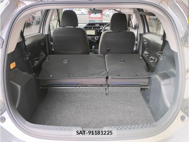 Toyota AQUA 2021-05 7391323-15