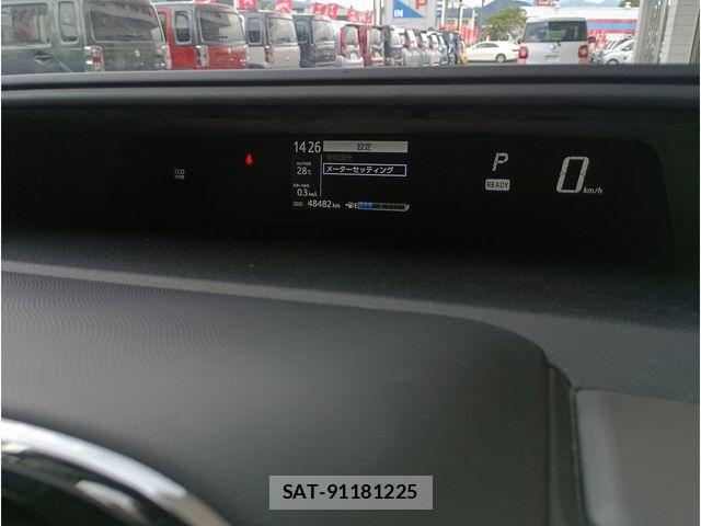Toyota AQUA 2021-05 7391323-17