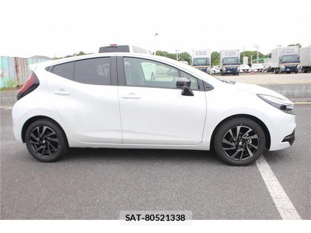 Toyota AQUA 2026-04 7452819-15