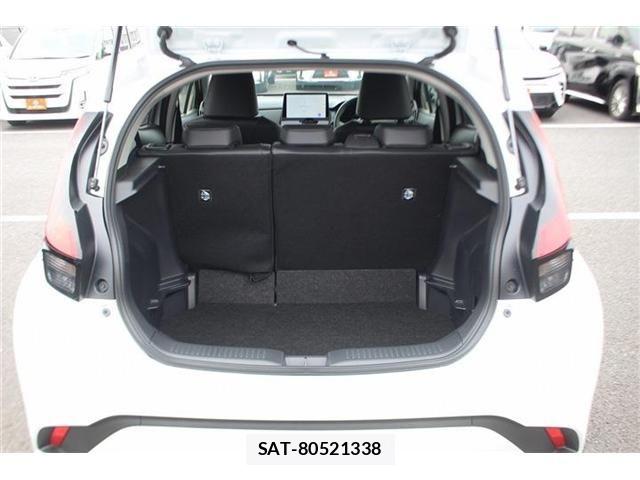 Toyota AQUA 2026-04 7452819-28