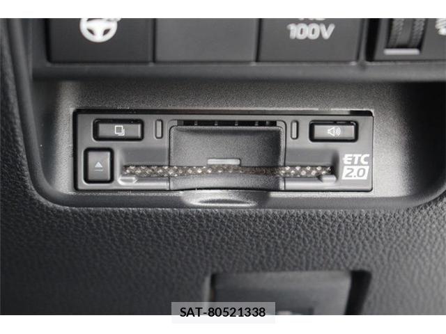 Toyota AQUA 2026-04 7452819-6