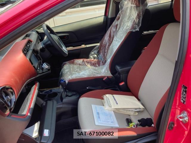 Toyota AQUA 2015-10 7452924-11