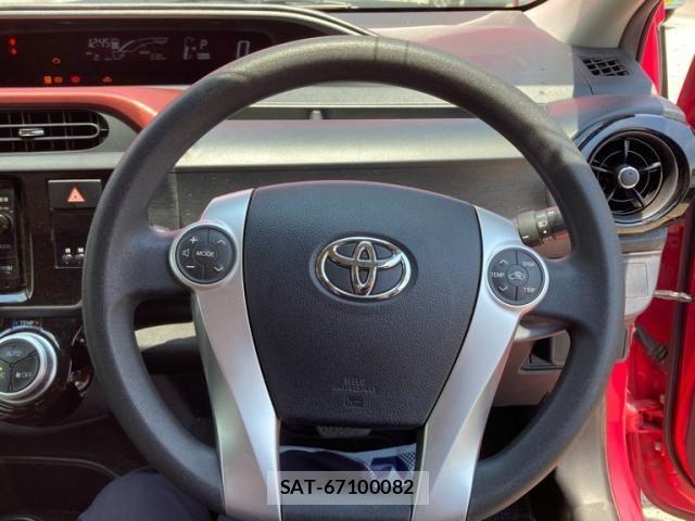 Toyota AQUA 2015-10 7452924-20