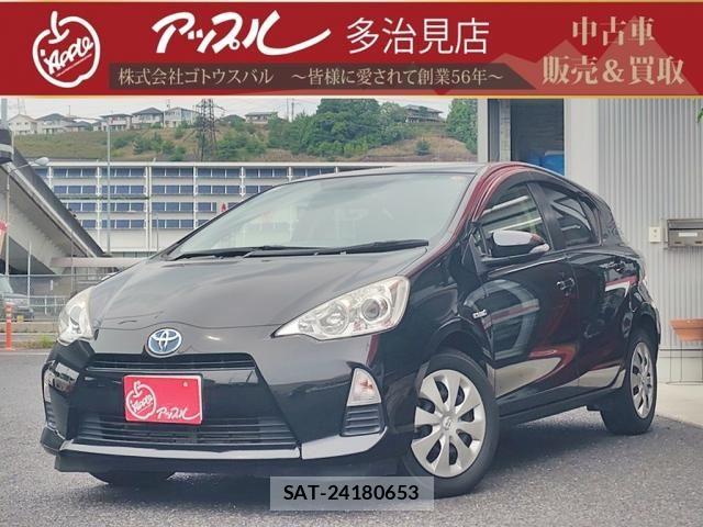 Toyota AQUA 2014-11 7452908-0