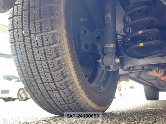 Toyota AQUA 2014-11 7452908-13