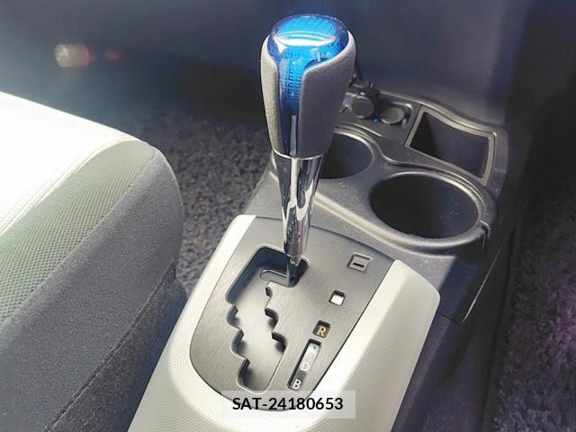 Toyota AQUA 2014-11 7452908-23