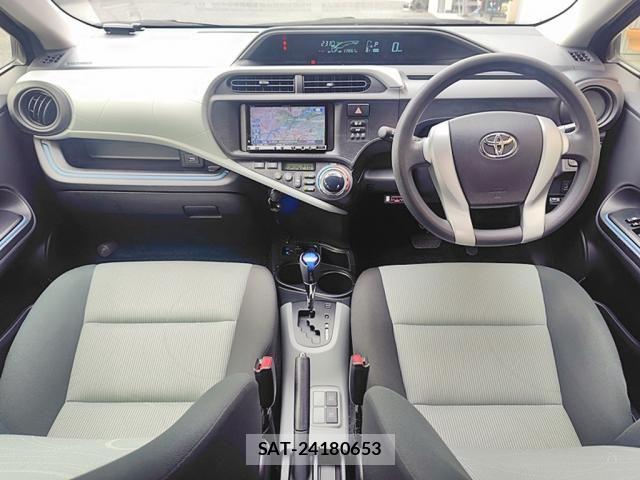 Toyota AQUA 2014-11 7452908-6