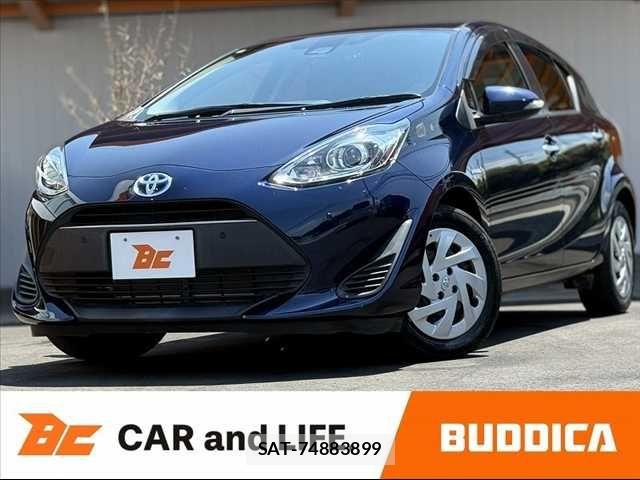 Toyota AQUA 2018-10 7452870-0