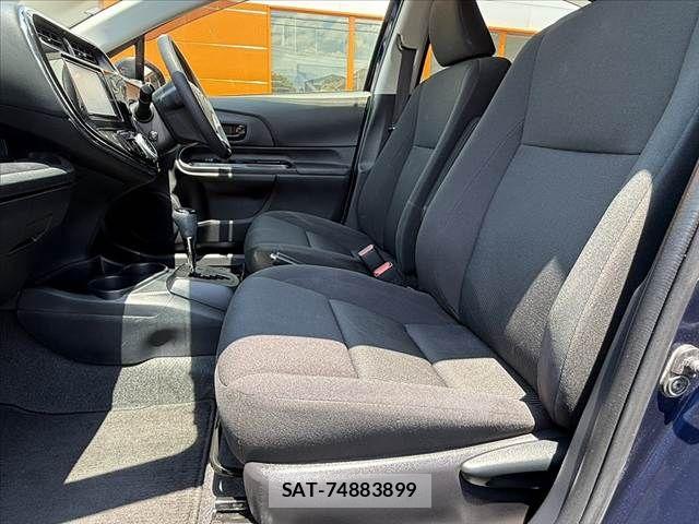 Toyota AQUA 2018-10 7452870-16