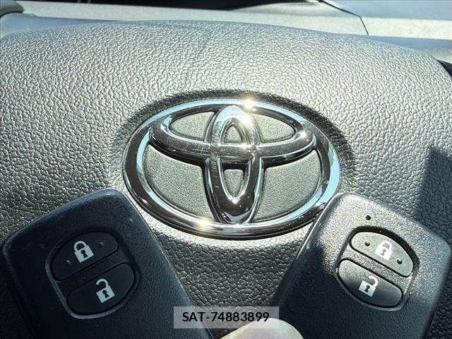 Toyota AQUA 2018-10 7452870-21