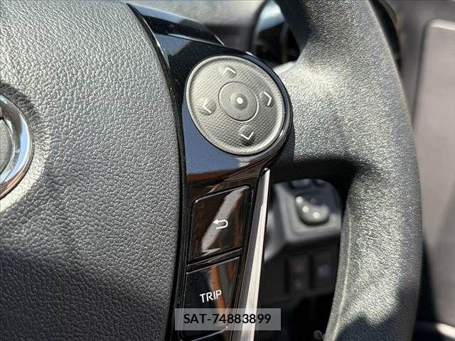 Toyota AQUA 2018-10 7452870-29