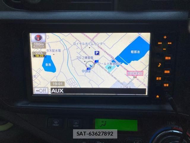 Toyota AQUA 2012-06 7452928-20