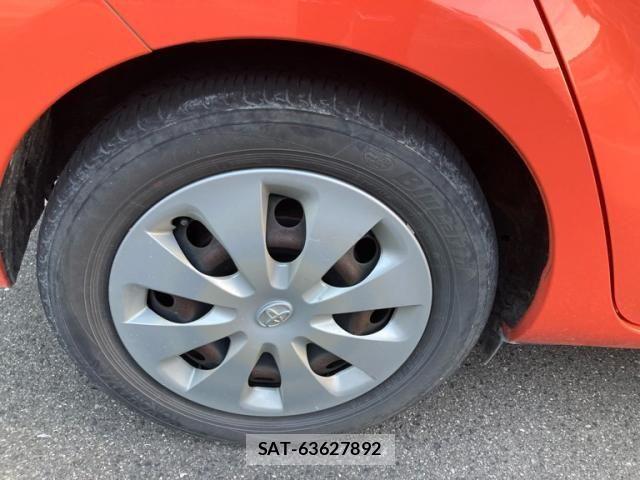 Toyota AQUA 2012-06 7452928-8