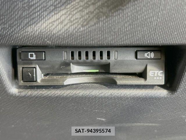 Toyota AQUA 2017-03 7452865-5