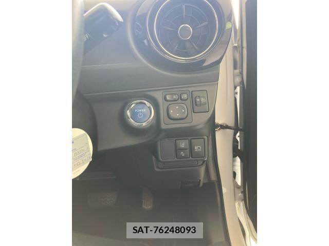 Toyota AQUA 2016-02 7452904-16
