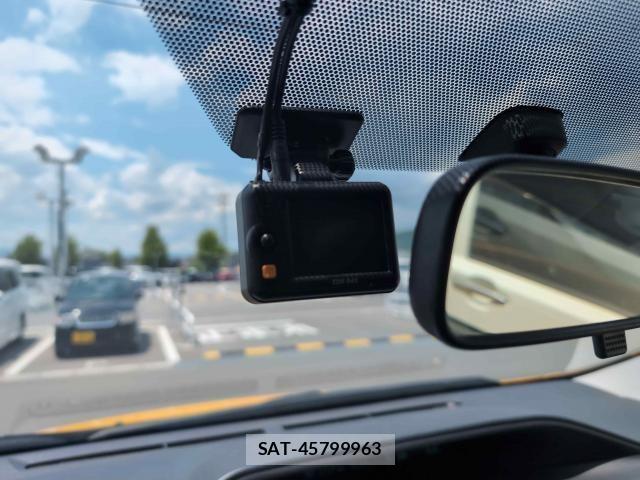 Toyota AQUA 2013-08 7452911-16