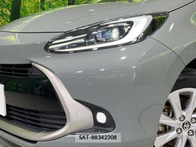 Toyota AQUA 2021-12 7452828-12