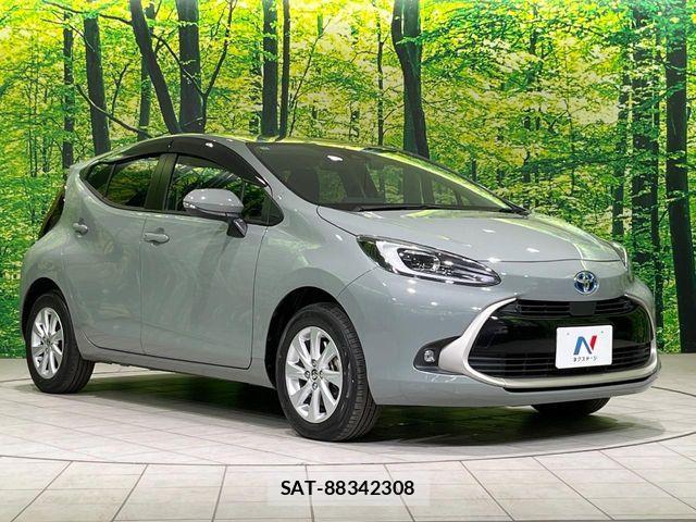 Toyota AQUA 2021-12 7452828-16
