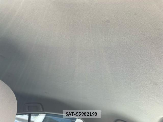 Toyota AQUA 2012-03 7452914-11