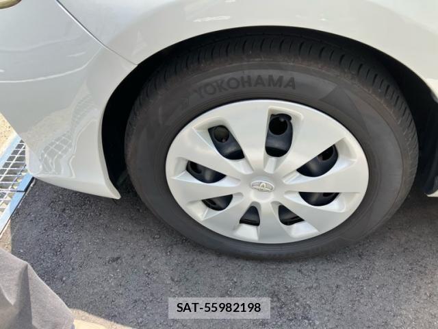 Toyota AQUA 2012-03 7452914-7