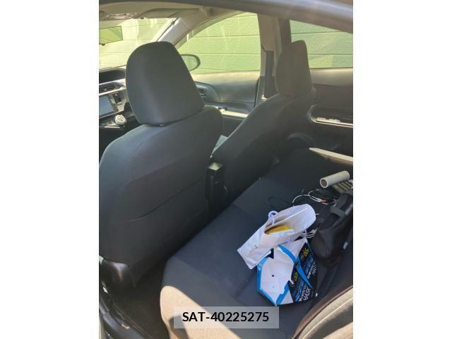 Toyota AQUA 2015-04 7452920-22