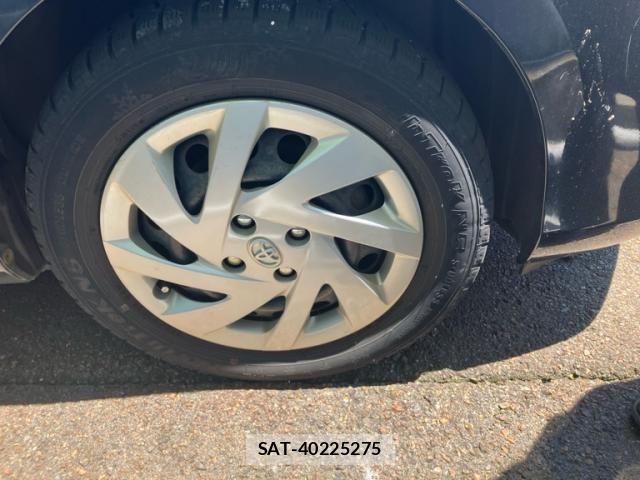 Toyota AQUA 2015-04 7452920-2