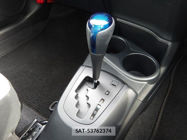 Toyota AQUA 2021-04 7452853-9