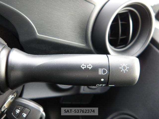 Toyota AQUA 2021-04 7452853-13