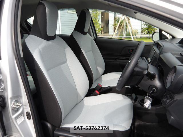 Toyota AQUA 2021-04 7452853-14