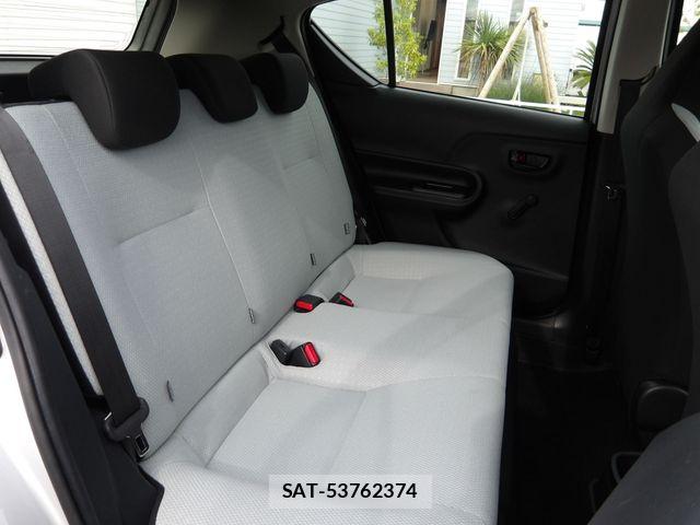 Toyota AQUA 2021-04 7452853-15