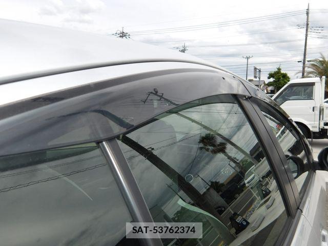 Toyota AQUA 2021-04 7452853-22