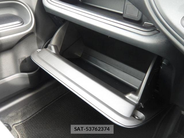 Toyota AQUA 2021-04 7452853-24