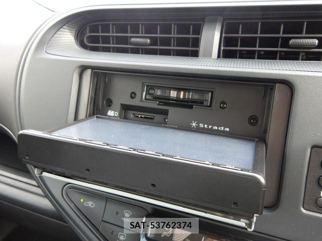 Toyota AQUA 2021-04 7452853-5