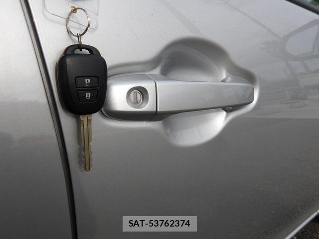 Toyota AQUA 2021-04 7452853-6