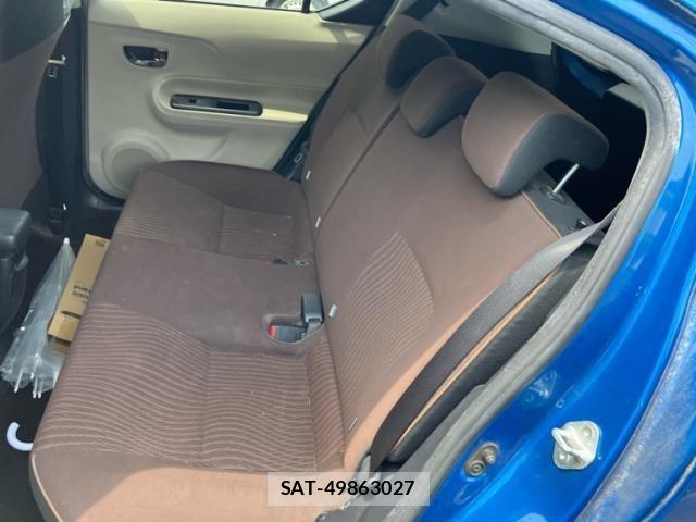 Toyota AQUA 2012-11 7452918-8