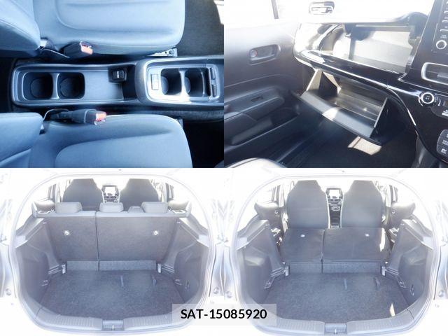 Toyota AQUA 2023-06 7452842-13