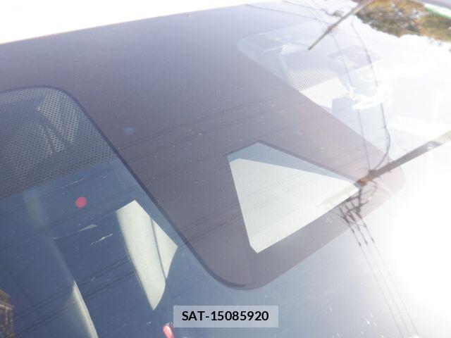 Toyota AQUA 2023-06 7452842-16