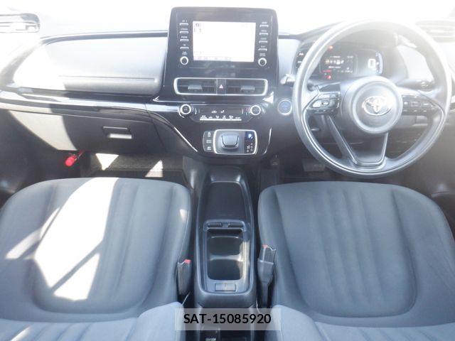 Toyota AQUA 2023-06 7452842-1